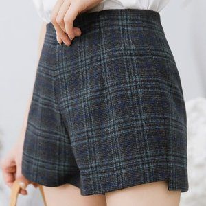 Casual shorts female